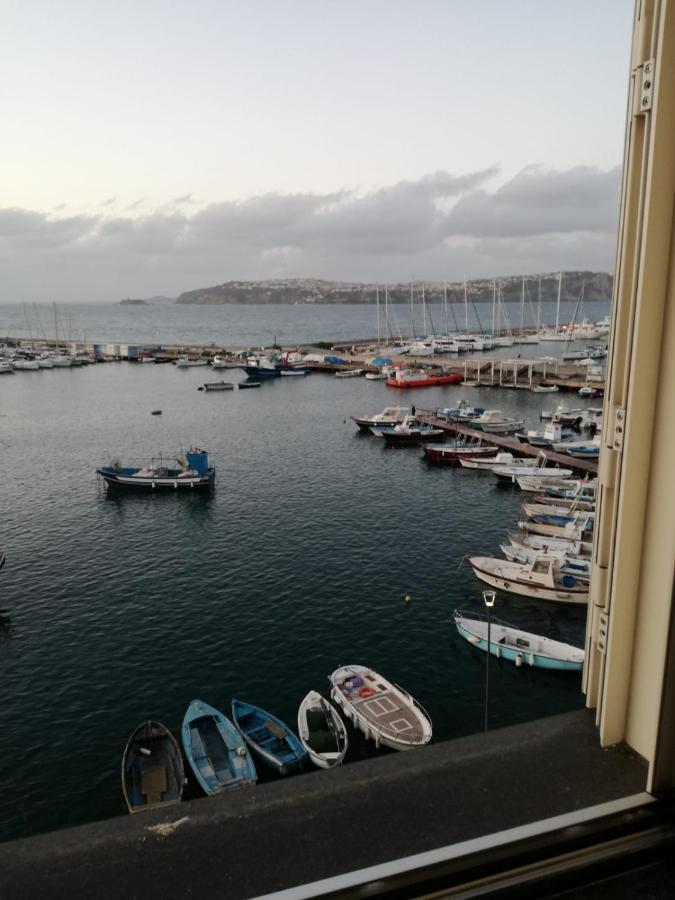 Casa Geltrude Al Porto Villa Procida Exterior photo